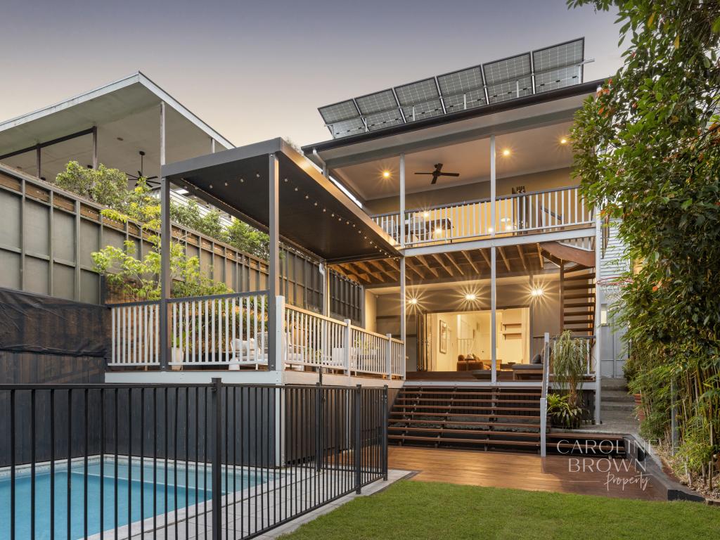 33 Fifth Ave, Bardon, QLD 4065