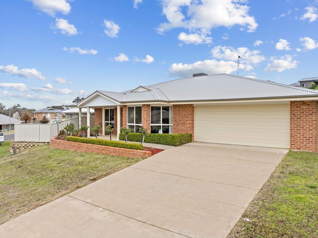17 Jordan Pl, Young, NSW 2594