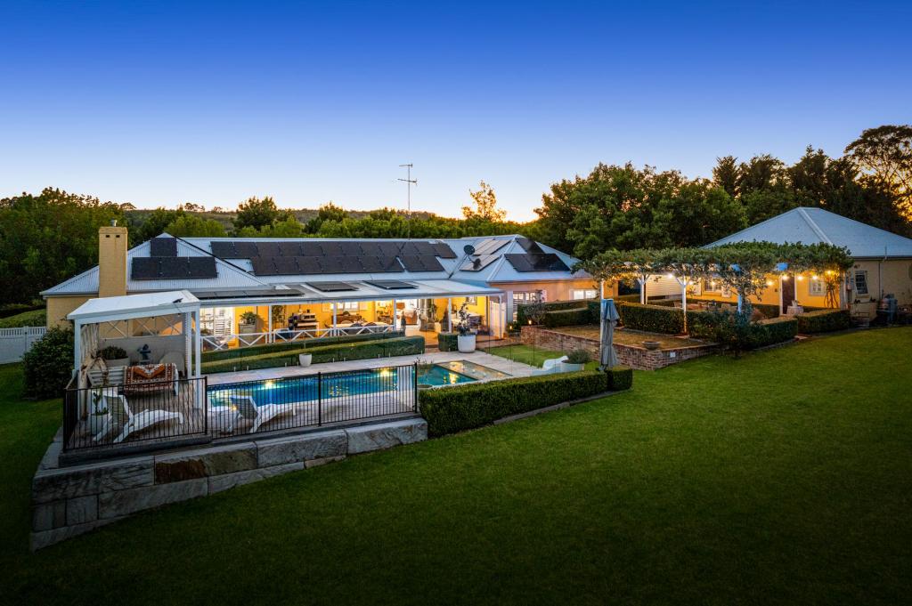 13 Stargard Cres, Picton, NSW 2571