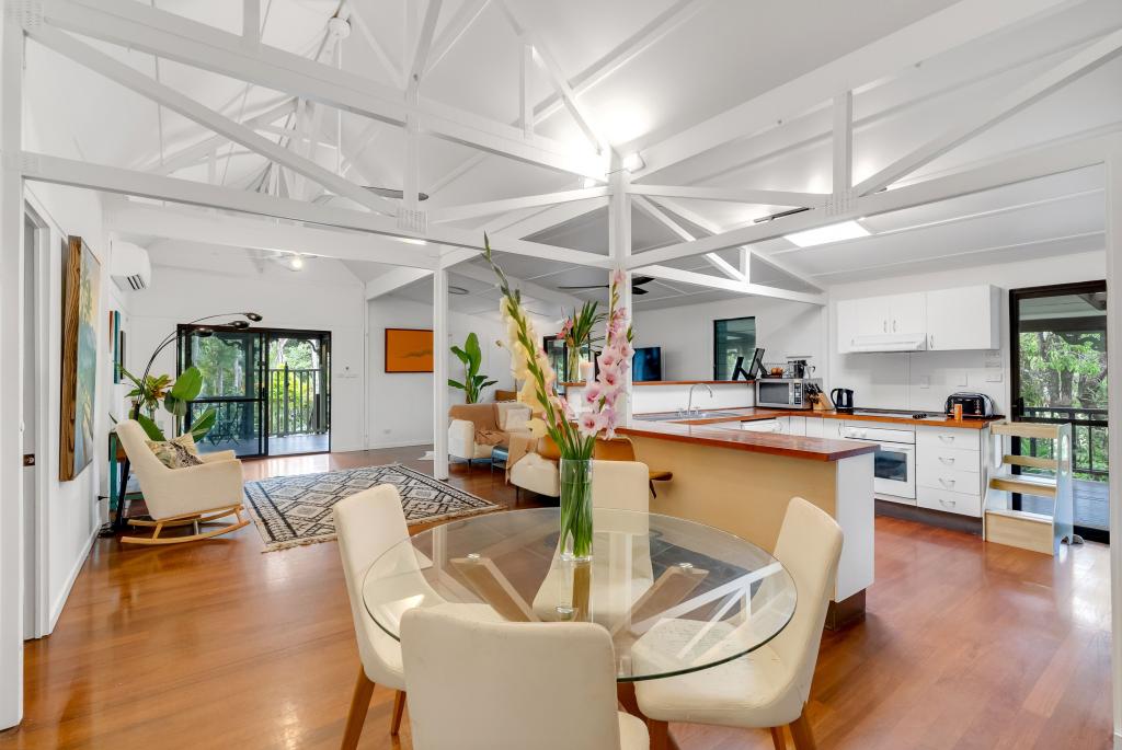 103-105 Bougainvillea St, Cooya Beach, QLD 4873
