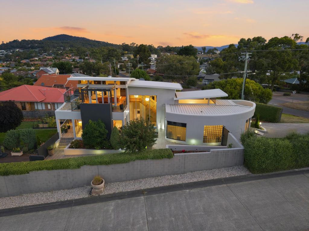 71 Burwood Dr, Blackmans Bay, TAS 7052