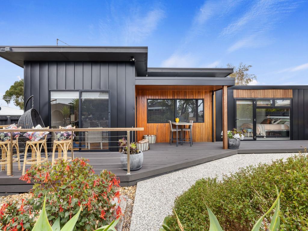 26 Powlett St, Inverloch, VIC 3996