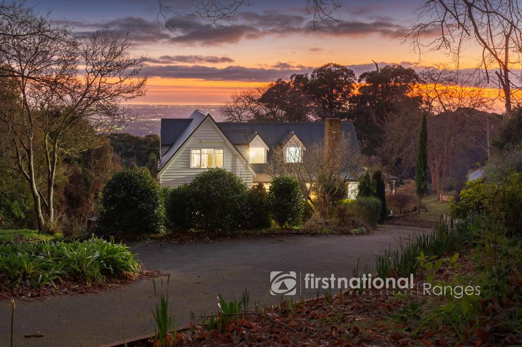 9 Observatory Rd, Mount Dandenong, VIC 3767