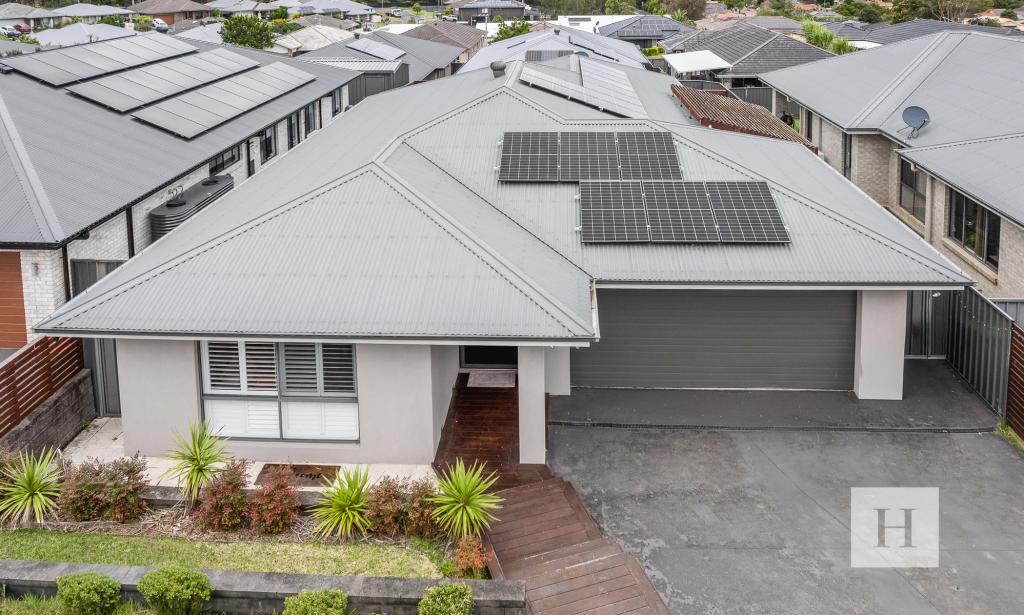 7 Mogo Cl, Blue Haven, NSW 2262