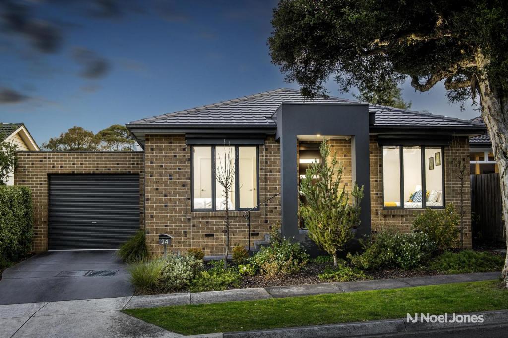 24 Hunter Ct, Ringwood East, VIC 3135