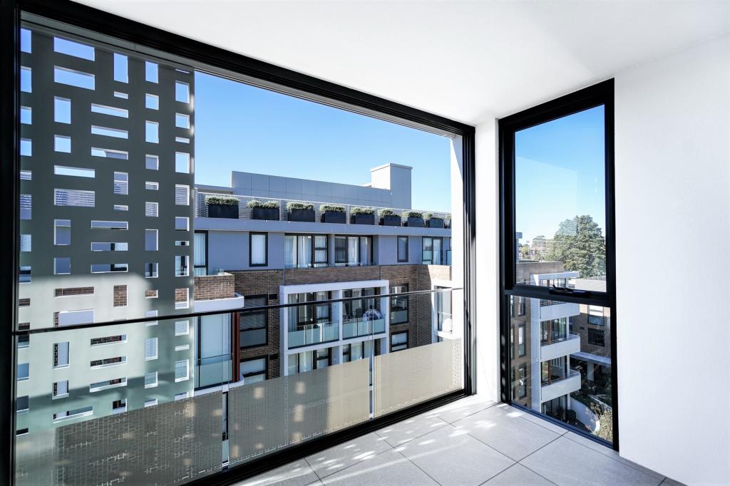 G504/13 Oscar St, Chatswood, NSW 2067