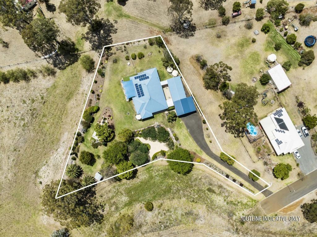 24 Denaid St, Highfields, QLD 4352