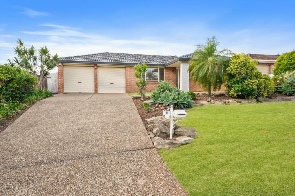 8 Fitzroy Cl, Hinchinbrook, NSW 2168