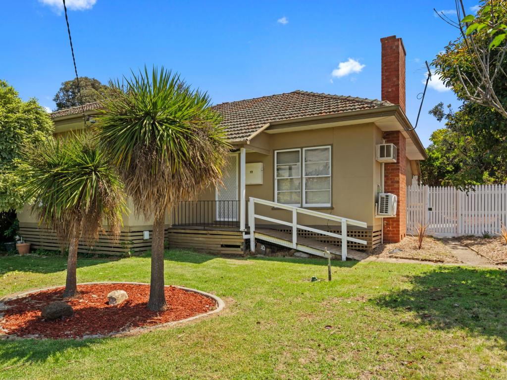 17 Clarinda St, Bacchus Marsh, VIC 3340