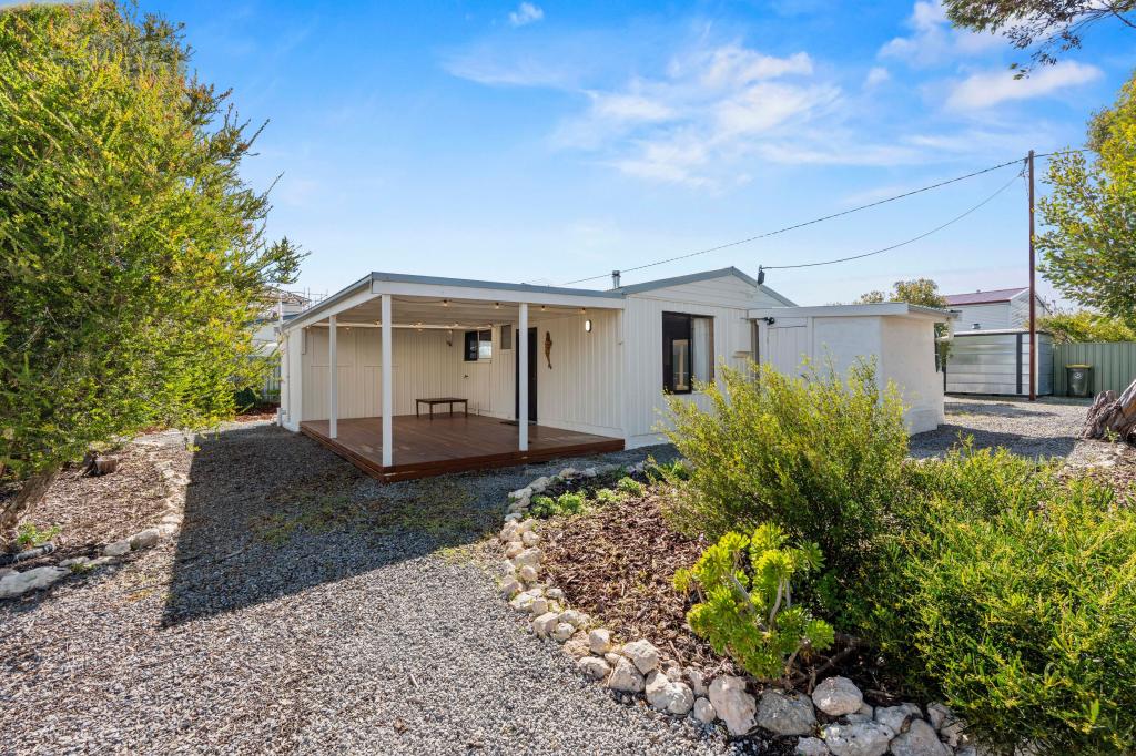 11 Chenoweth Cres, Parsons Beach, SA 5575