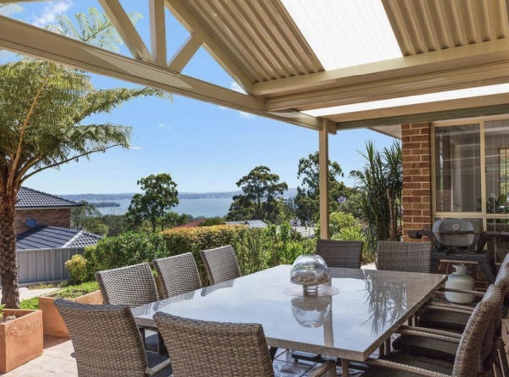 52 Wyndham Way, Eleebana, NSW 2282