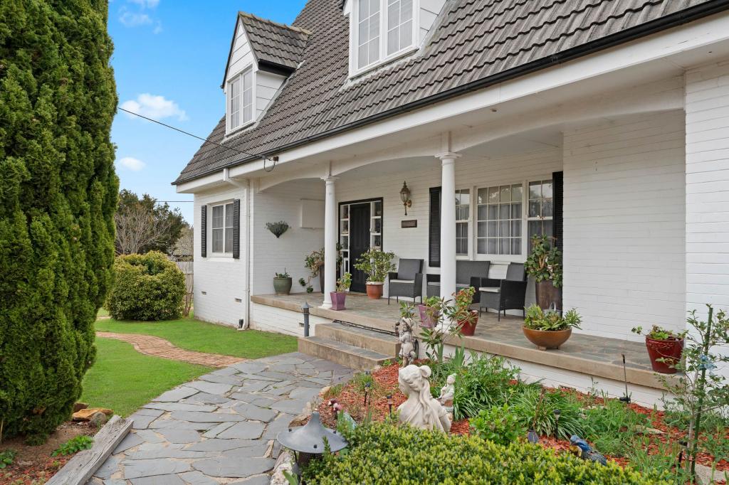 1 BRYANT ST, GOULBURN, NSW 2580