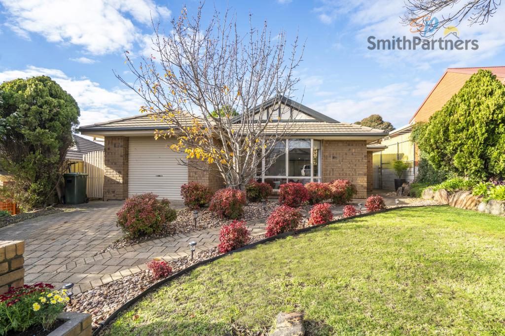 6 Lake Magenta Ct, Greenwith, SA 5125
