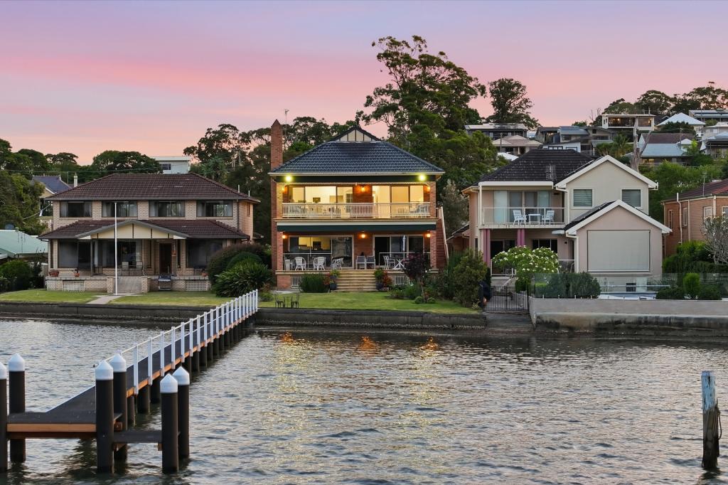 2/7 STEYNE RD, SARATOGA, NSW 2251