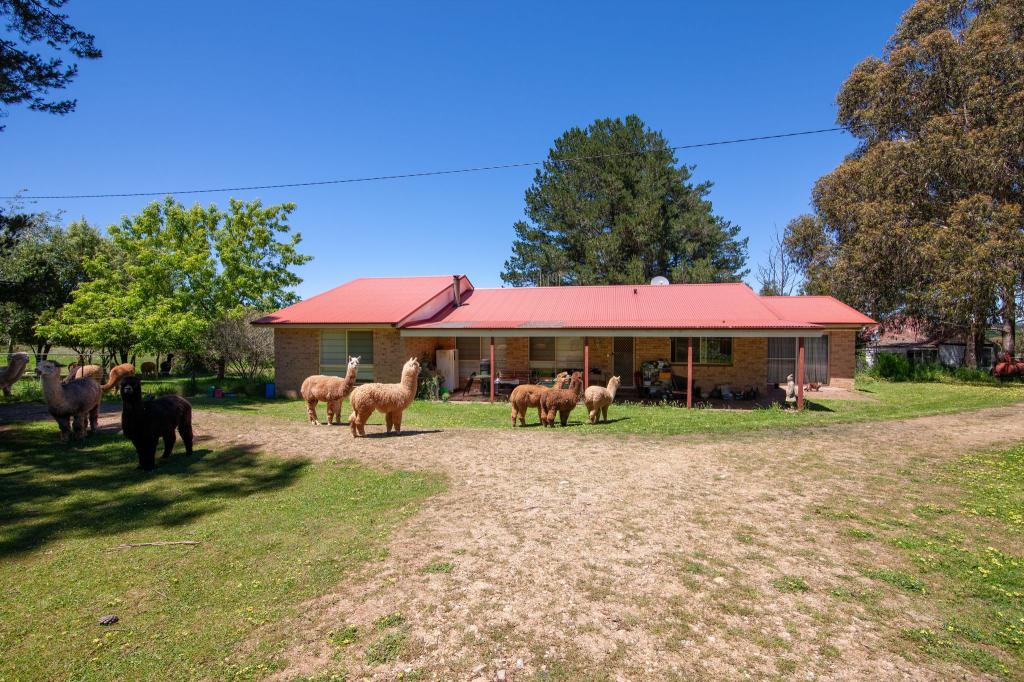 24 Reservoir Rd, Crookwell, NSW 2583