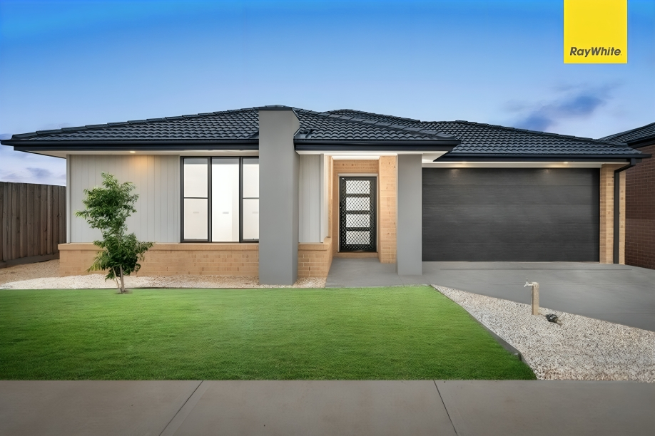 29 Hawkestone St, Melton South, VIC 3338