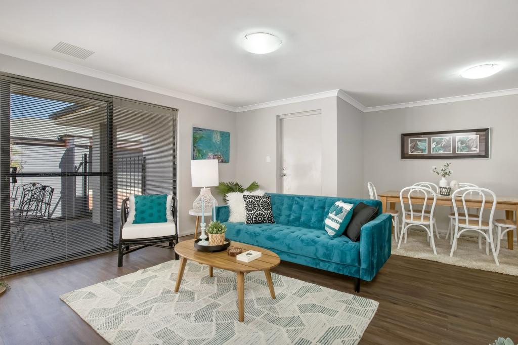 19 Yarra Prom, Hammond Park, WA 6164