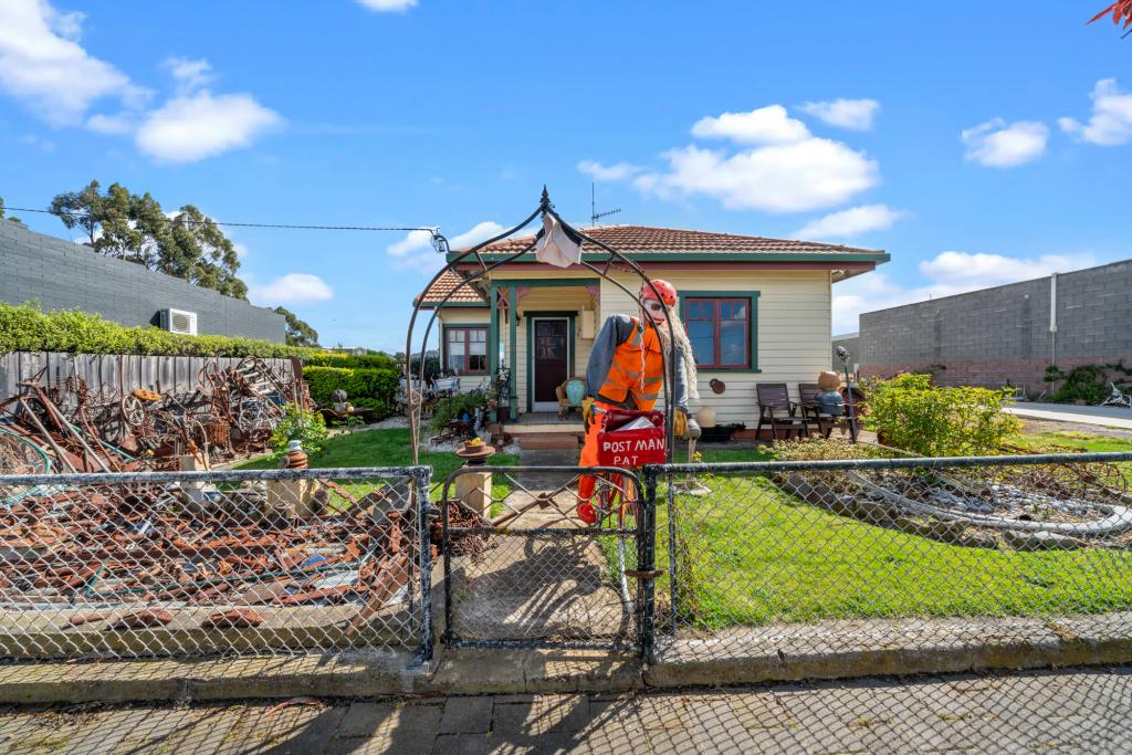 13 VICARY ST, TRIABUNNA, TAS 7190