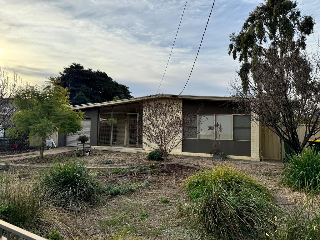 66 Crittenden Rd, Smithfield Plains, SA 5114