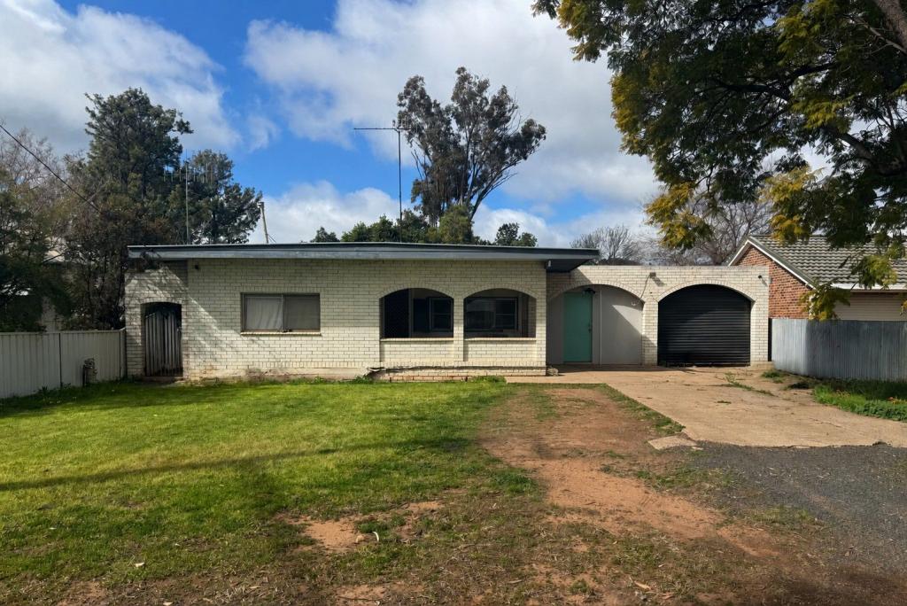 151 Temoin St, Narromine, NSW 2821