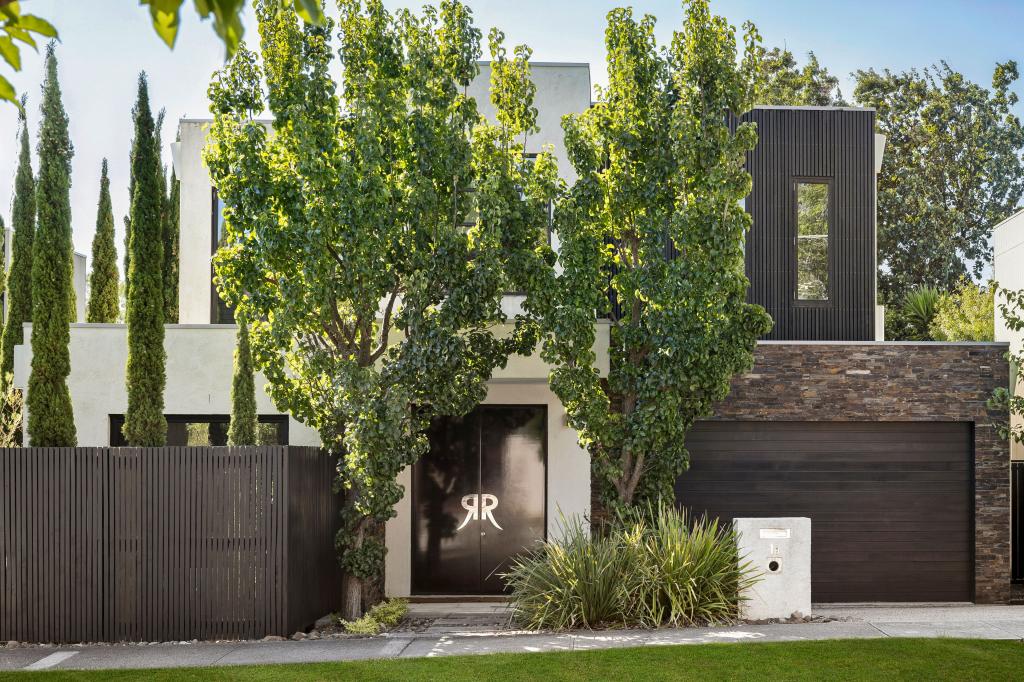 1b Mccomb Bvd, Frankston South, VIC 3199