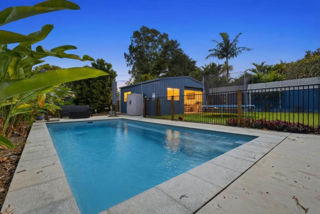 30 GLENWOOD DR, MORAYFIELD, QLD 4506