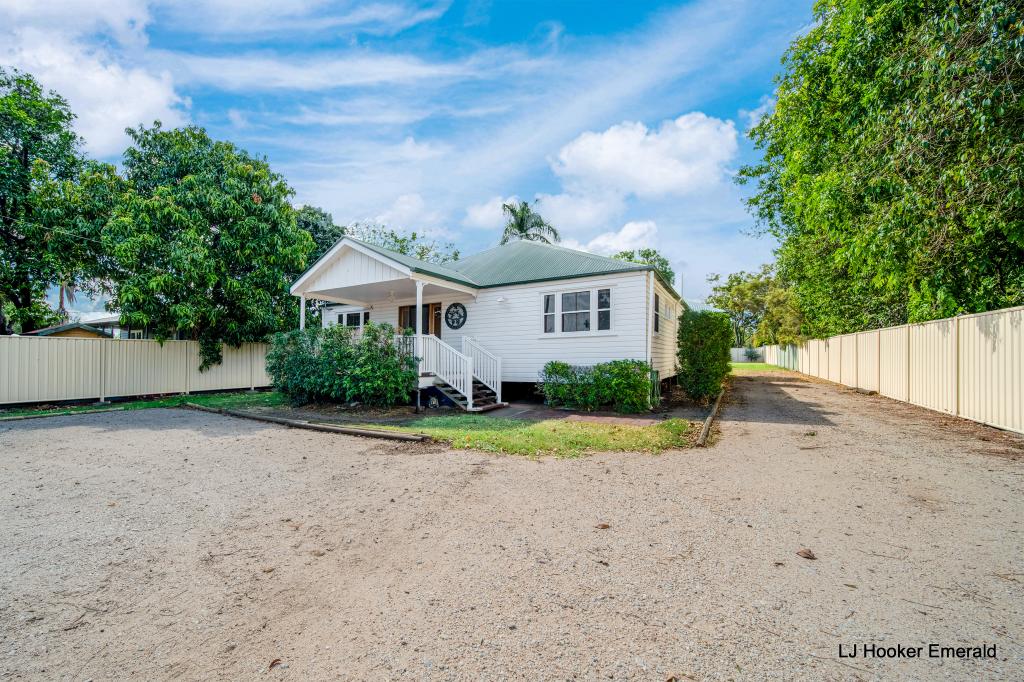 4 Little St, Emerald, QLD 4720