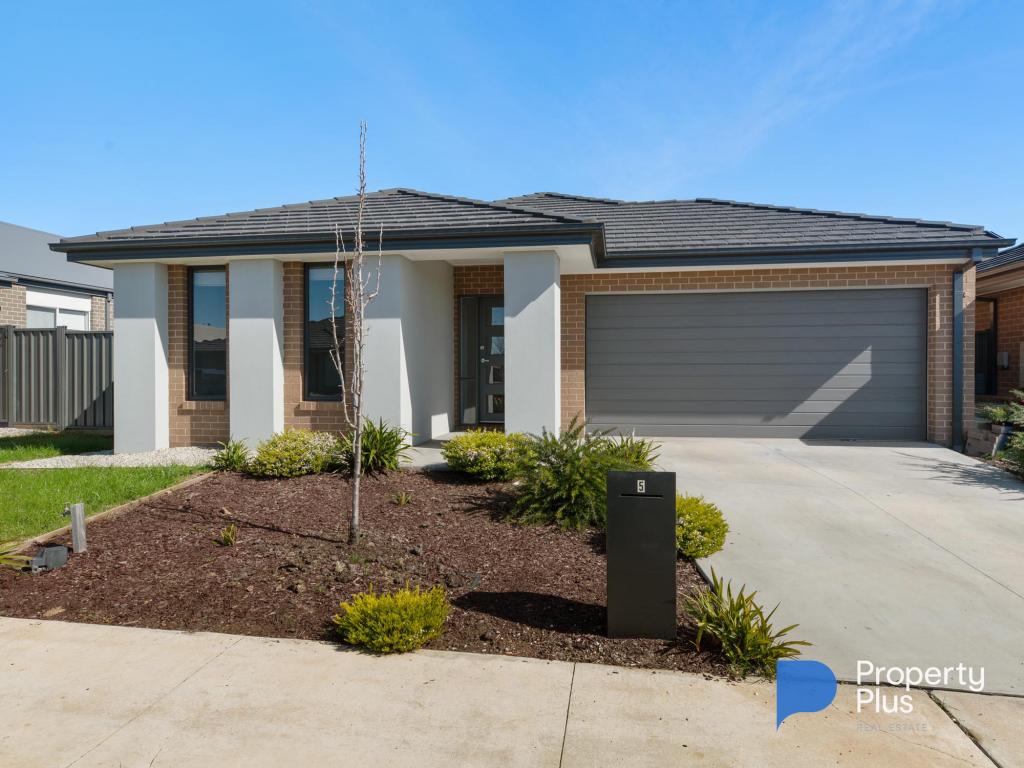 5 LAMPRA WAY, HUNTLY, VIC 3551