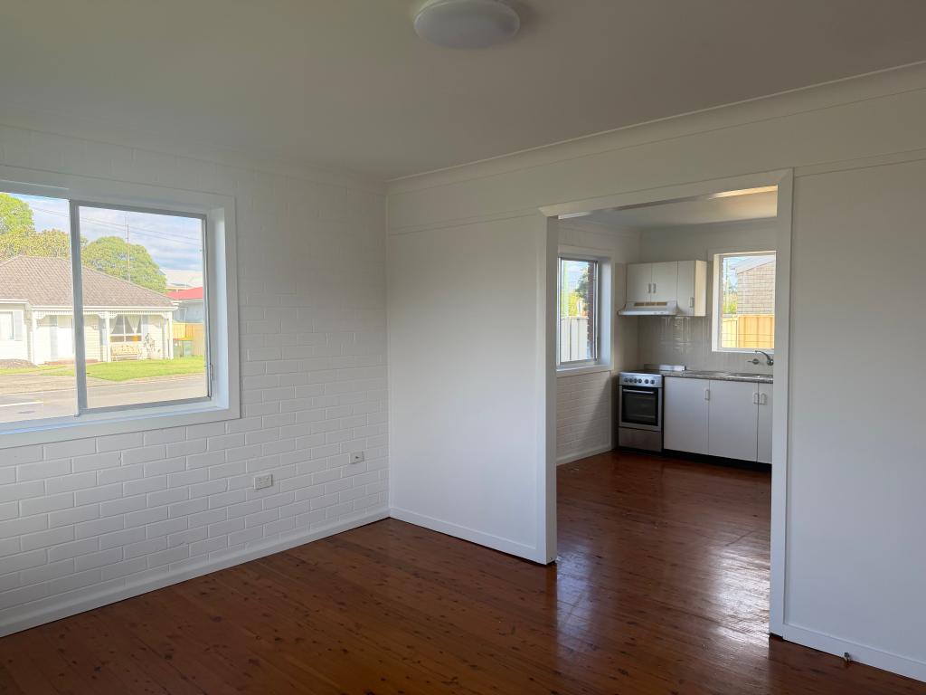 9A WOODFORD AVE, WARILLA, NSW 2528