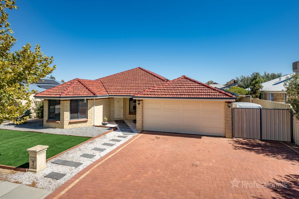 7 Dunsfold St, Butler, WA 6036