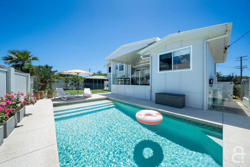 6 ALLARA ST, WARANA, QLD 4575