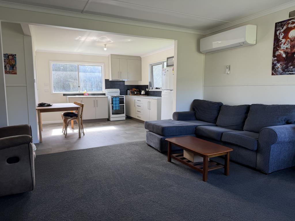 8 Ti-Tree Dr, Grassy, TAS 7256