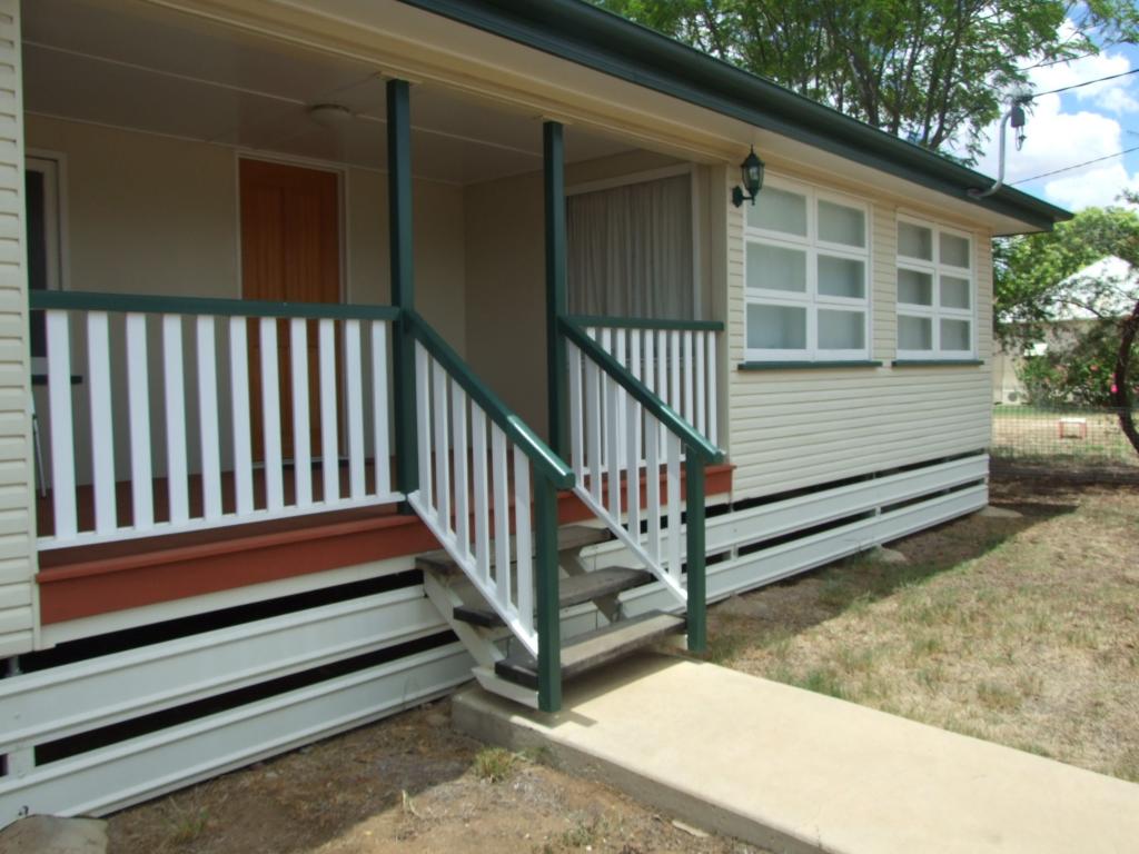 104 Crane St, Longreach, QLD 4730