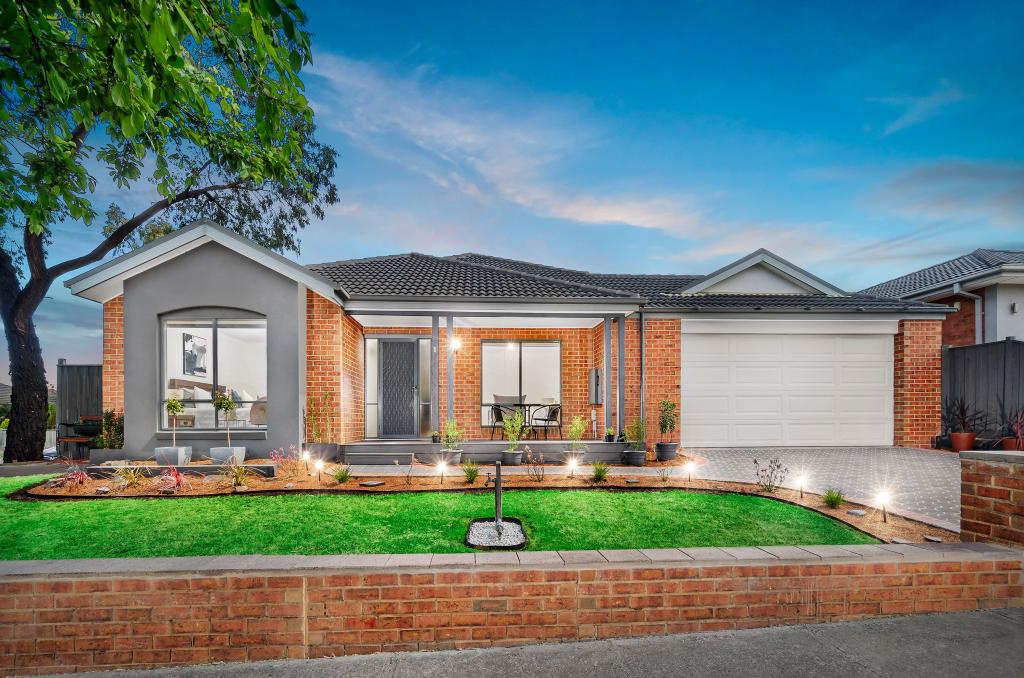 1 OUTCROP CRES, SOUTH MORANG, VIC 3752