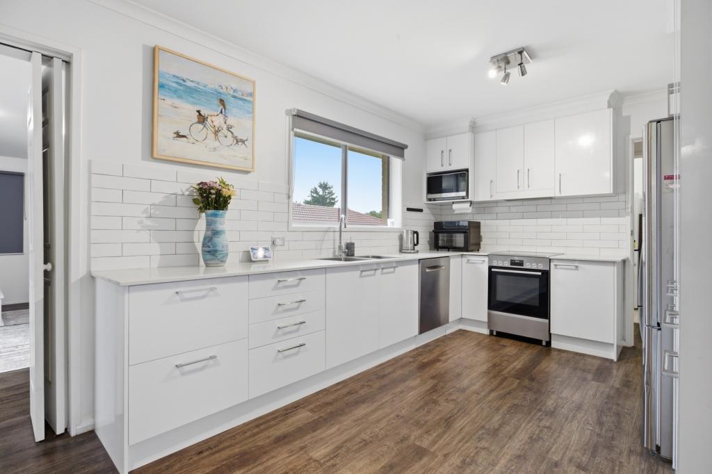 5 Laura Pl, Karabar, NSW 2620