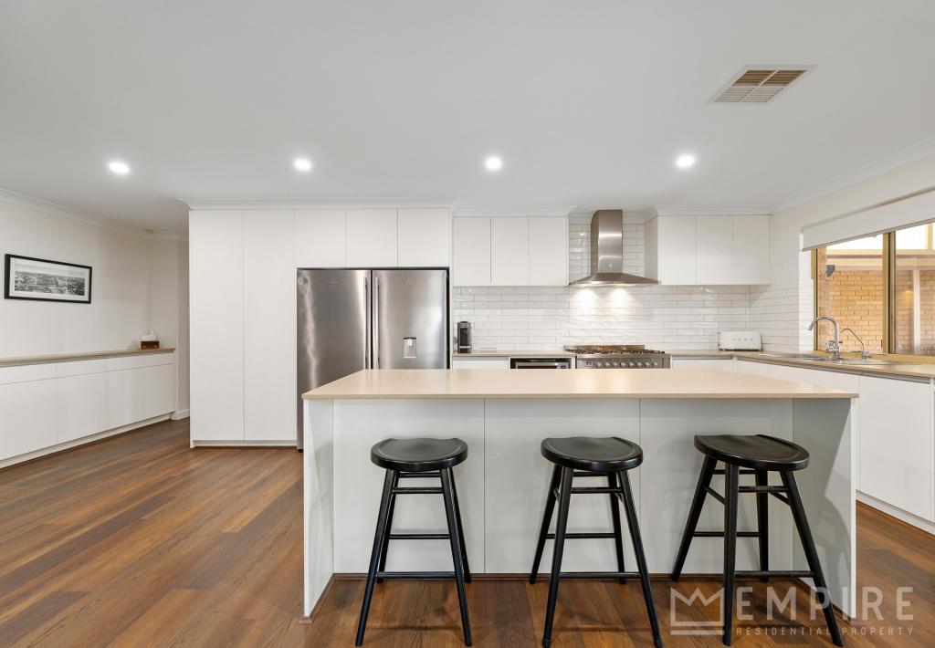 18 Bunyan Cl, Spearwood, WA 6163