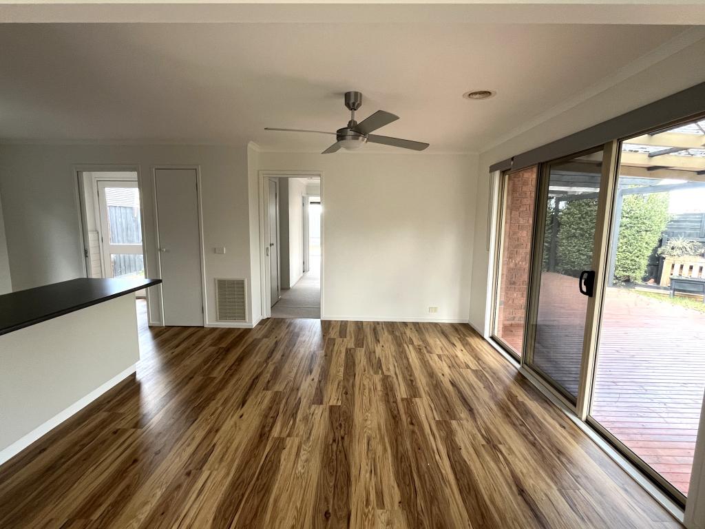 8 Trixia Pl, Leopold, VIC 3224