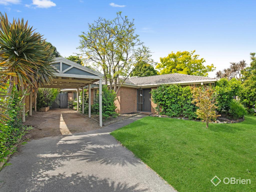 11 Bayport Dr, Langwarrin, VIC 3910