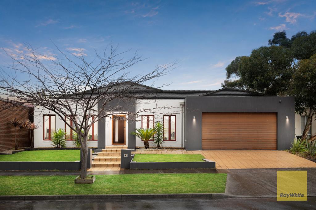 27 FURLONG RD, CAIRNLEA, VIC 3023