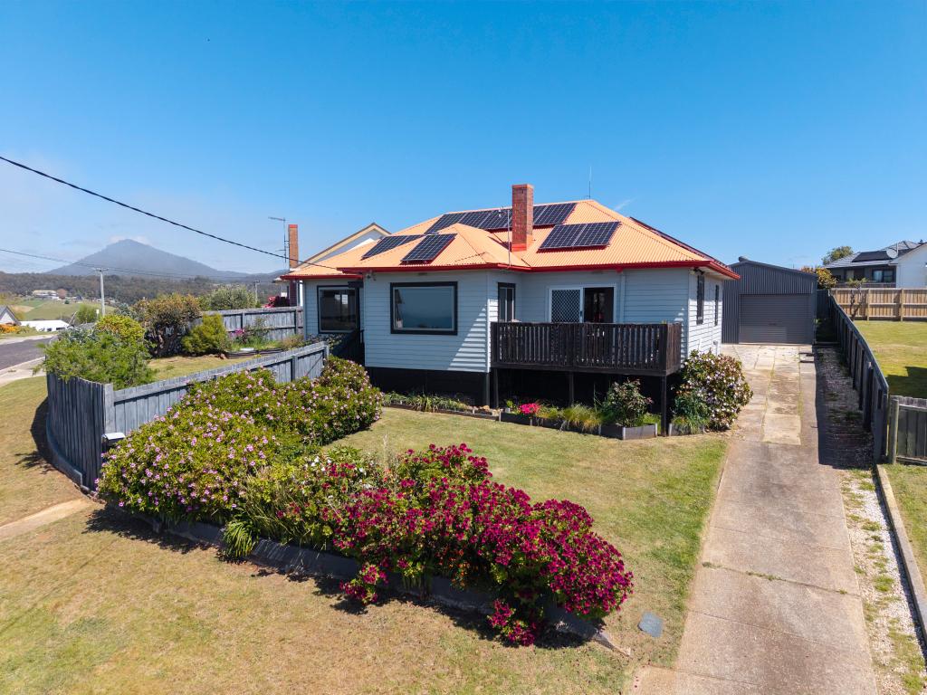 27 Ashwater Cres, Penguin, TAS 7316