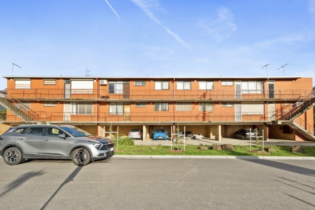 2/38 Hampton Pde, West Footscray, VIC 3012