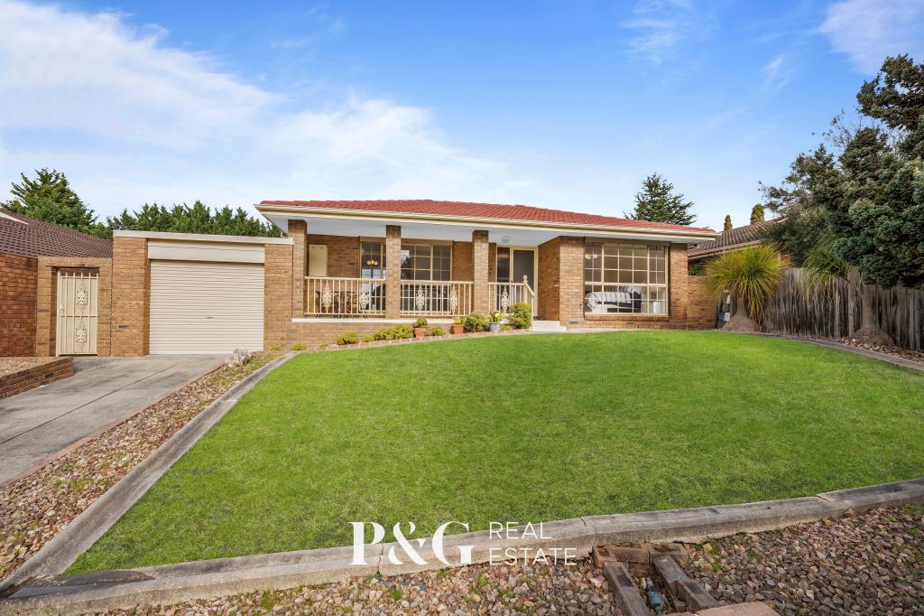334 James Cook Dr, Endeavour Hills, VIC 3802