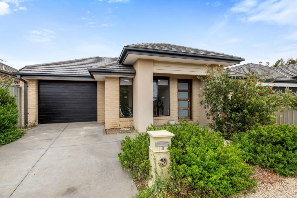 4 Farrow Pl, Maddingley, VIC 3340