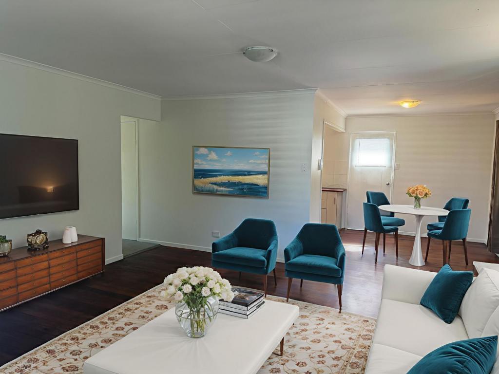 2 Bluegum St, Kallangur, QLD 4503