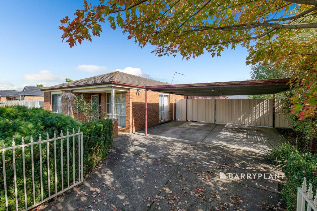 24 WARRENWOOD PL, NARRE WARREN, VIC 3805