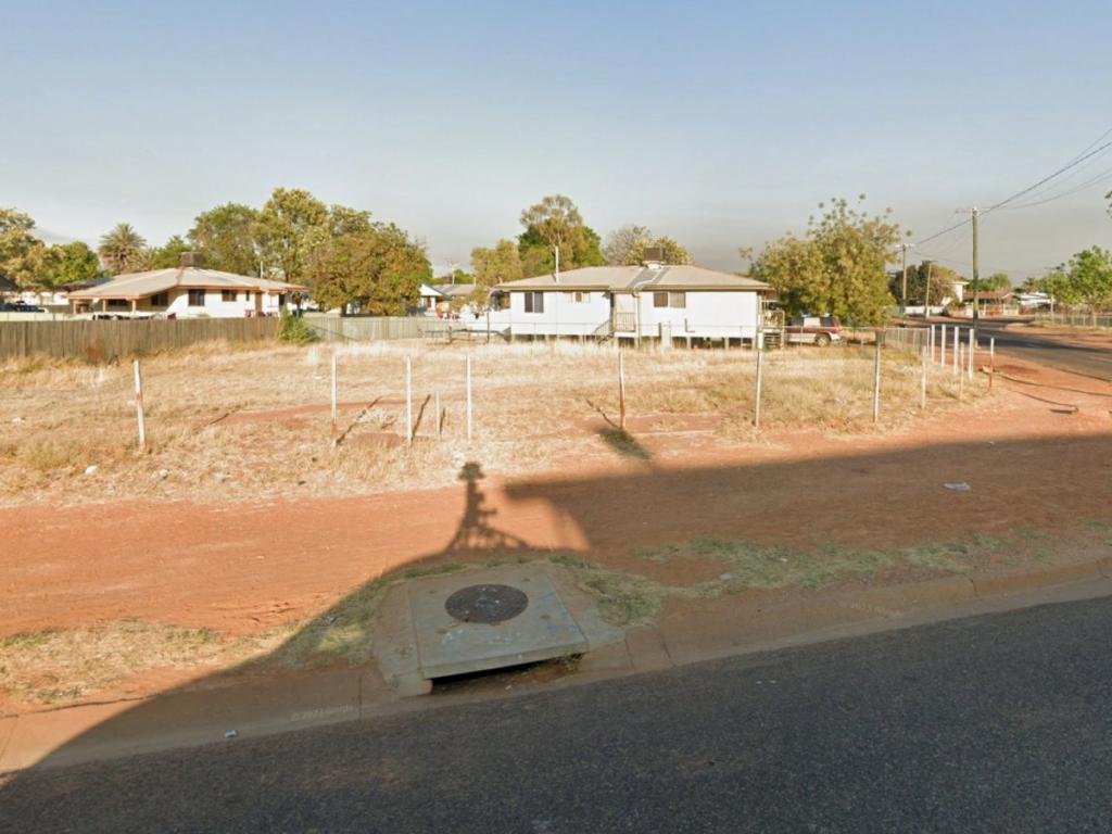 1 Tadman Ave, Pioneer, QLD 4825