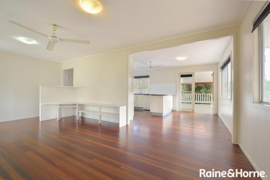 14 Dalton St, Clinton, QLD 4680
