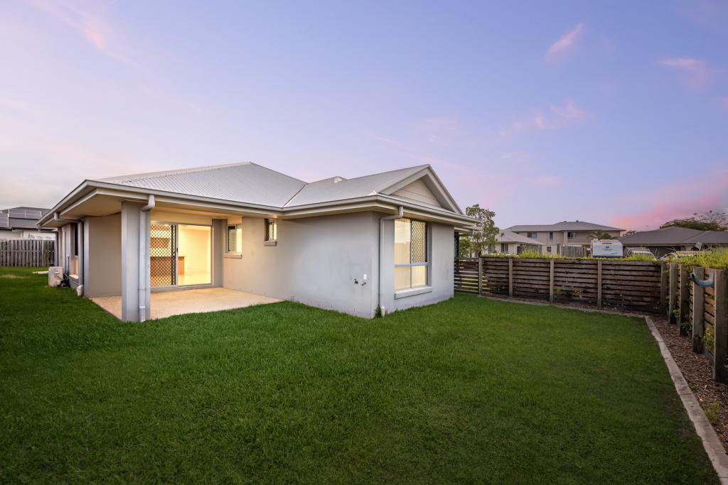 4 CARPENTERS DR, COOMERA, QLD 4209