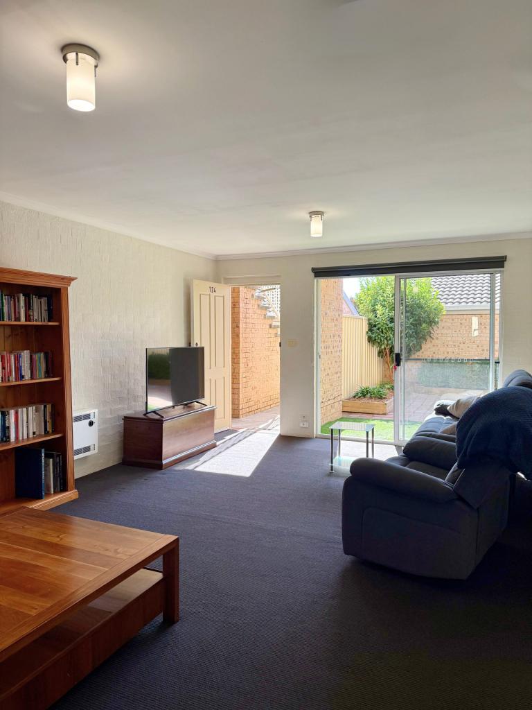 124/15 John Cleland Cres, Florey, ACT 2615
