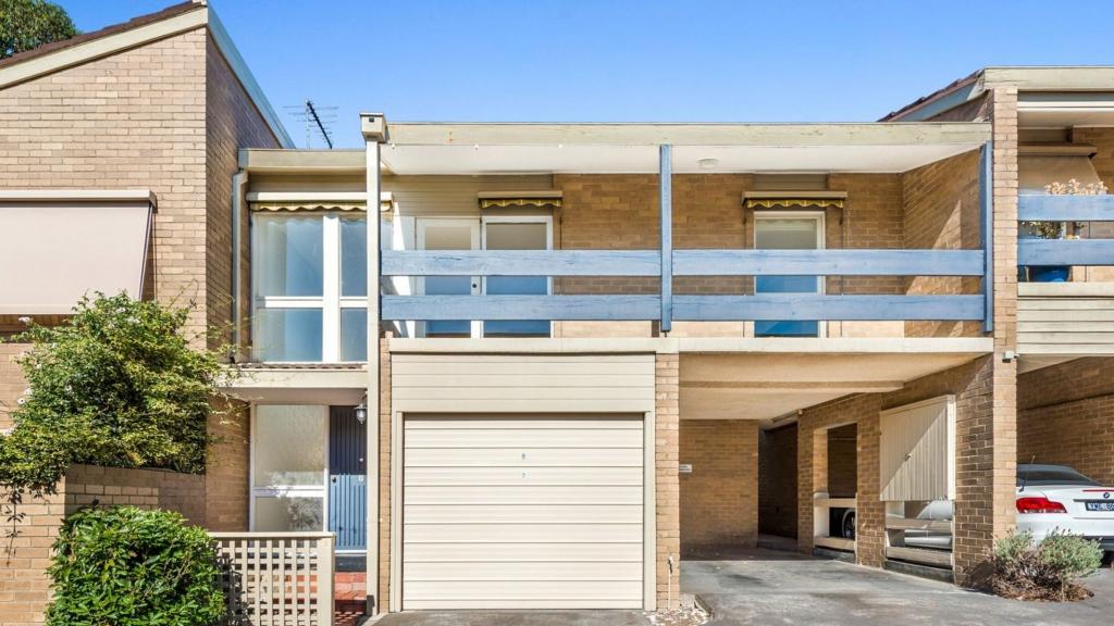 2/8 John St, Balwyn, VIC 3103